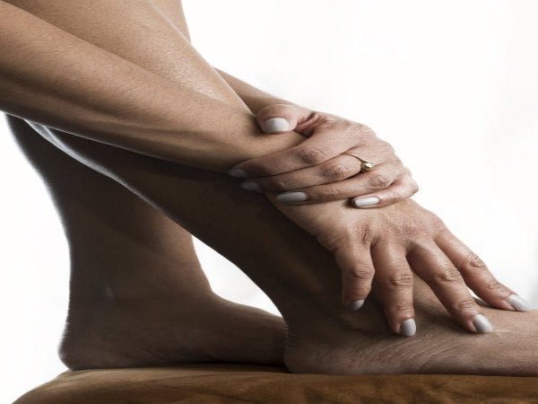 1 Natural Loofah Bath Sponge - 6" Pure Body Exfoliation - ITEM CODE: 660457595513 - The Revival Rack